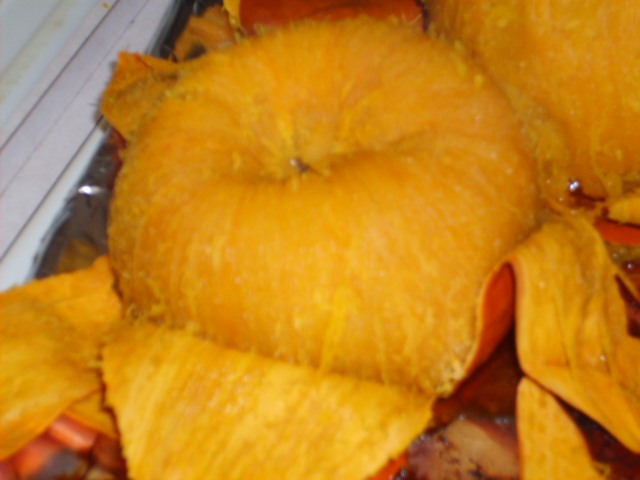 peel roasted pumpkin